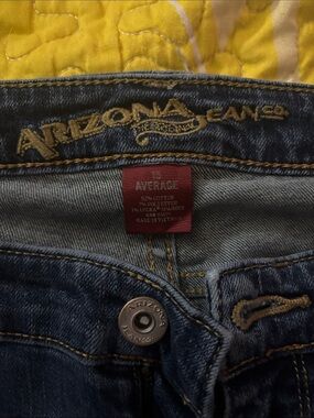 Arizona Jean Company women’s Medium Blue bootcut Jeans